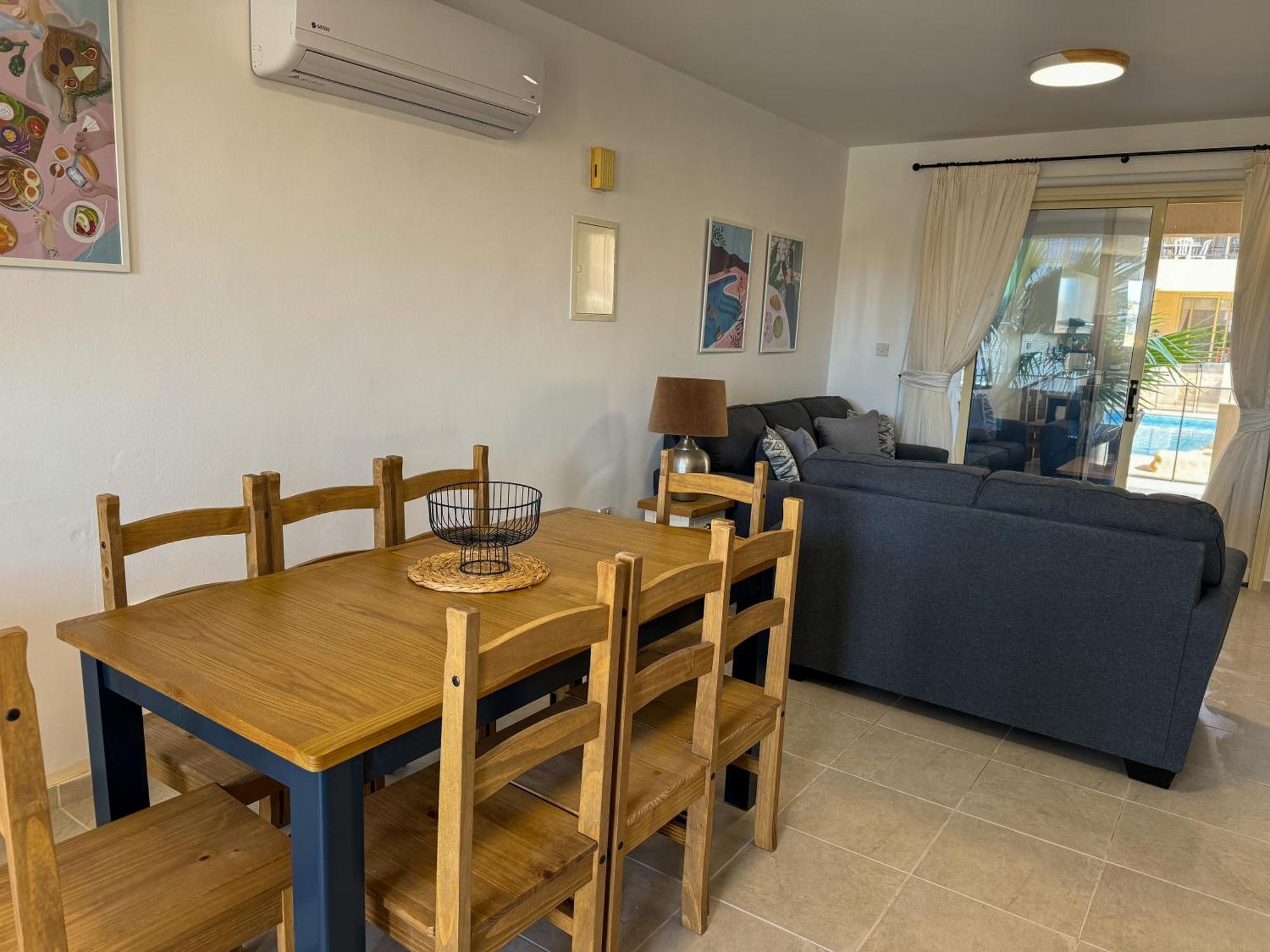 Royal-Seacrest Oasis, Pool-Side Διαμέρισμα Πάφος Εξωτερικό φωτογραφία