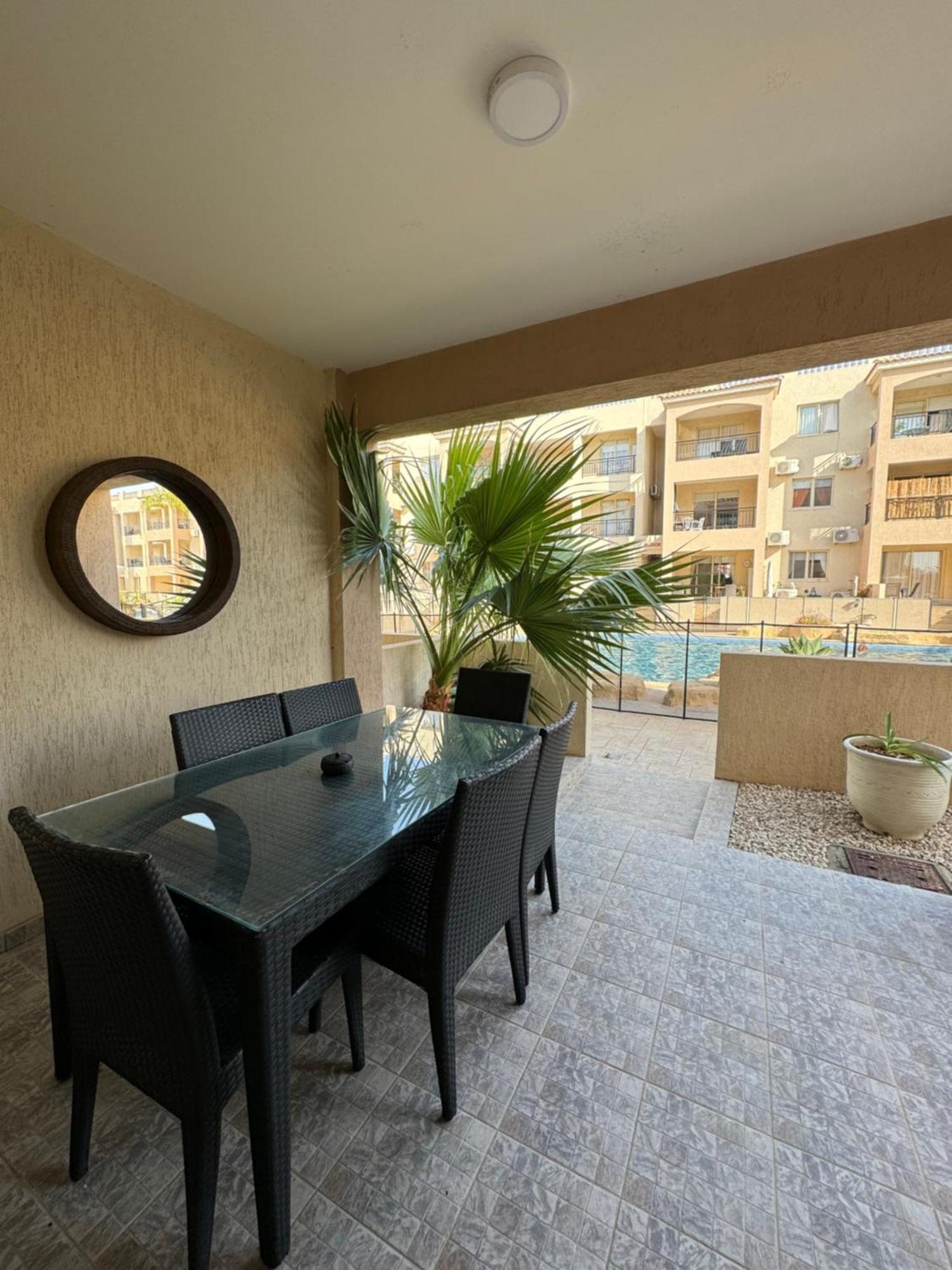 Royal-Seacrest Oasis, Pool-Side Διαμέρισμα Πάφος Εξωτερικό φωτογραφία